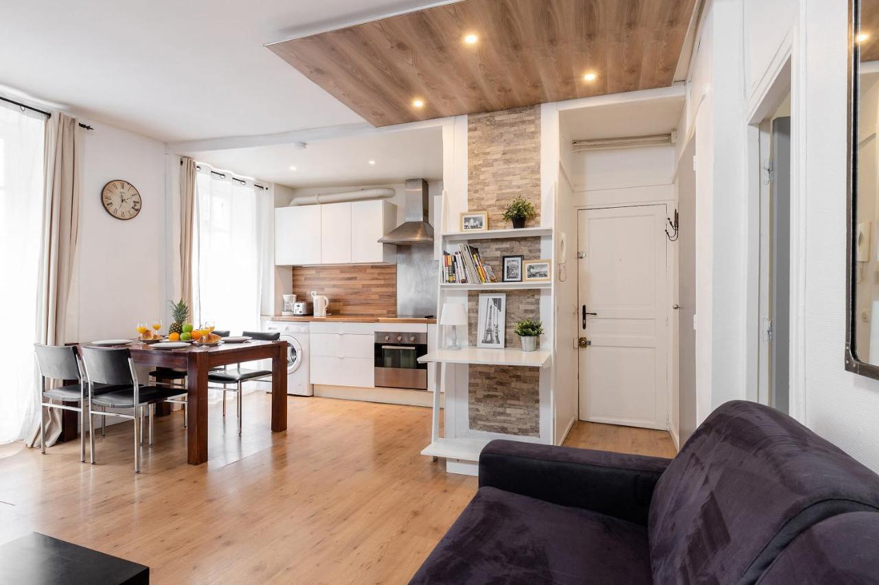 Rue Cler - Eiffel Tower City Apartment ปารีส ภายนอก รูปภาพ