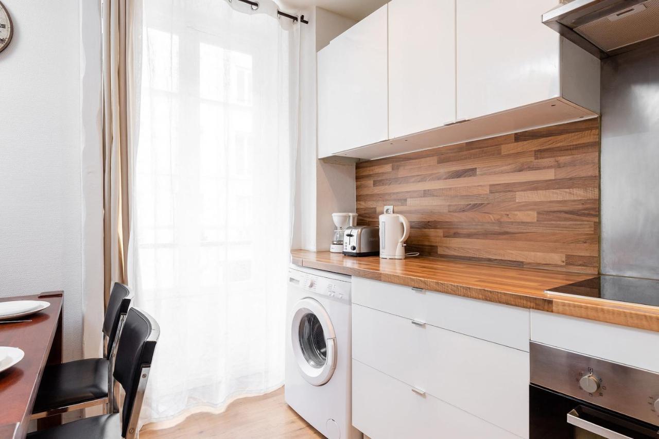 Rue Cler - Eiffel Tower City Apartment ปารีส ภายนอก รูปภาพ